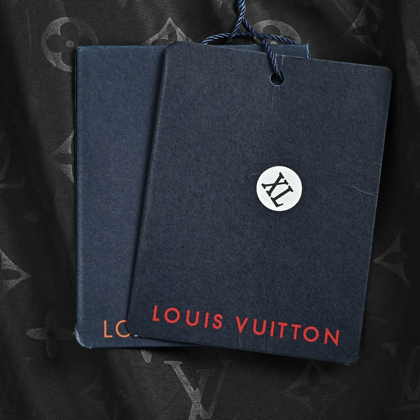 Louis Vuitton/Louis Vuitton black gold embroidered logo lapel leather jacket
